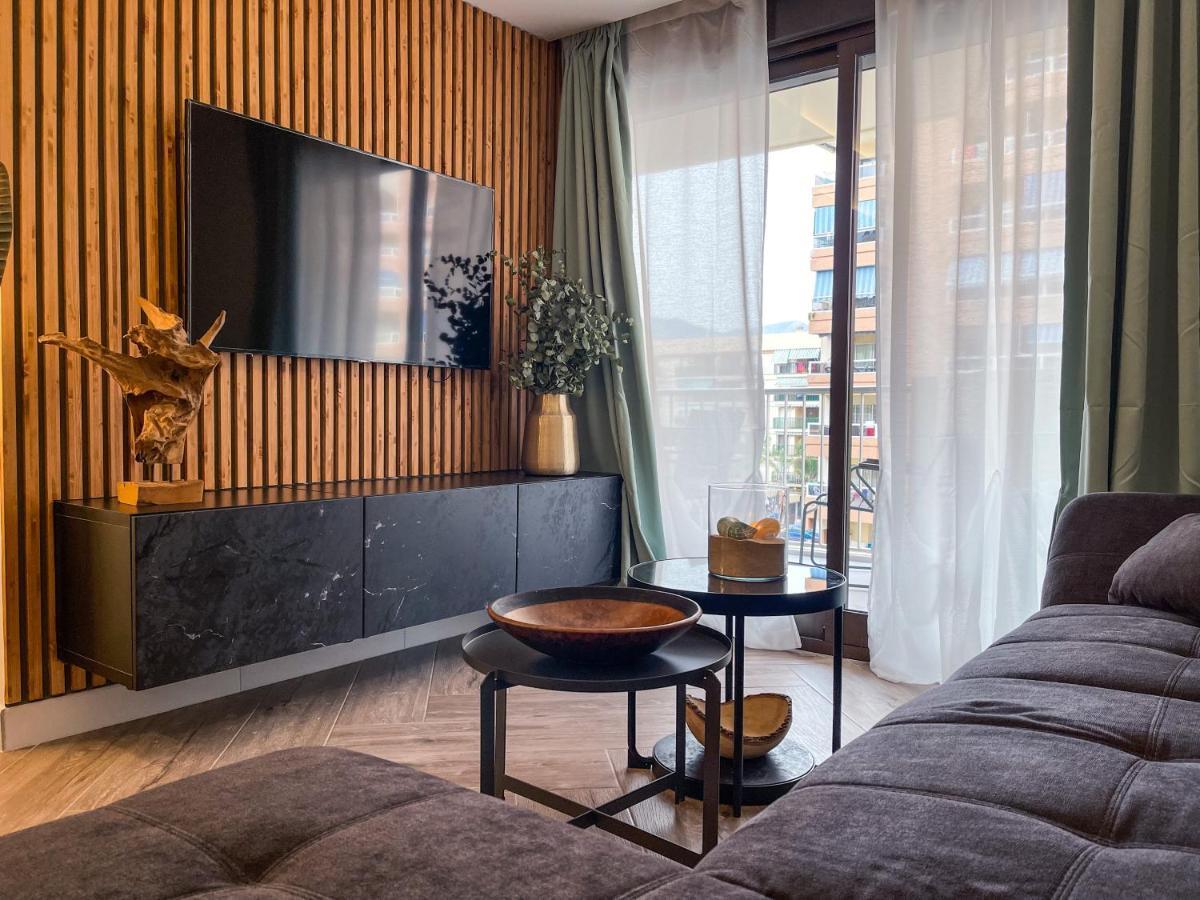 Luxury Family Holiday Homes - Sol Playa Fuengirola Exteriör bild